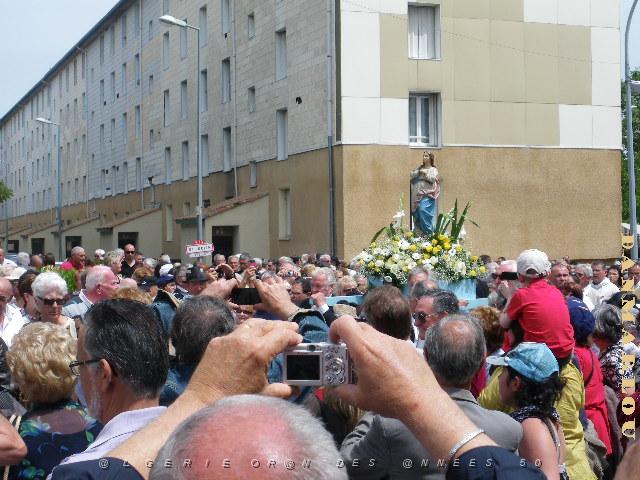 NIMES 2012 05 17 notre dame de santa cruz 17 mai 2012.JPG